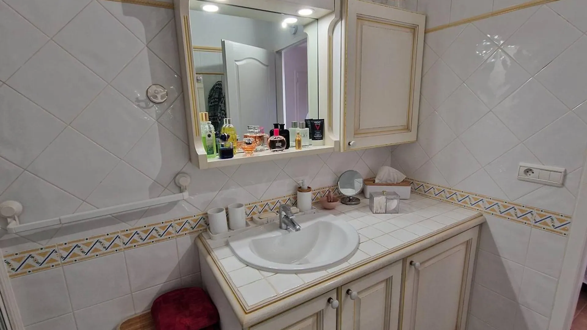 Holiday home Appartement 3 Chambres Avec Terrasse, Piscine Et Tennis, Climatise - Fr-1-100-350 Cavalaire-sur-Mer France